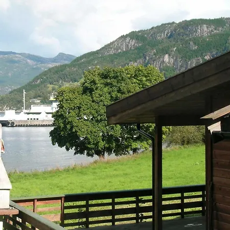 Six-Bedroom Holiday Home In Hjelmeland * Hjelmeland