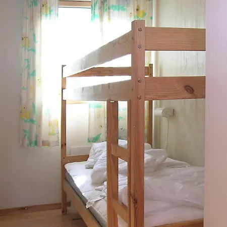 Six-Bedroom Holiday Home In Hjelmeland Vakantiehuis